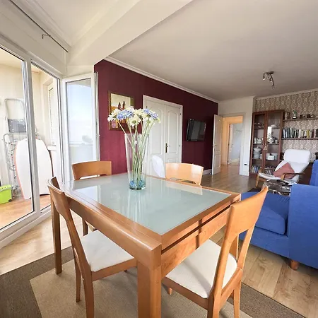 Apartment En La Playa De Con Parking Privado *